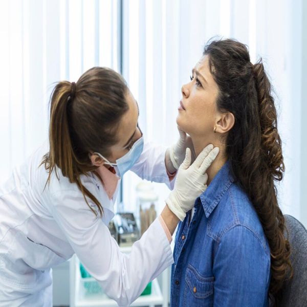 Do autoimmune thyroid diseases increase the risk for thyroid cancers?